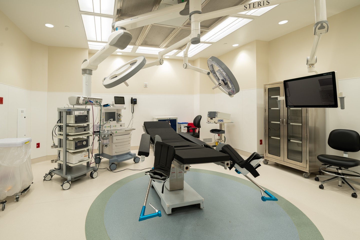 1701759375114830.jpg 1682410613569299.jpg